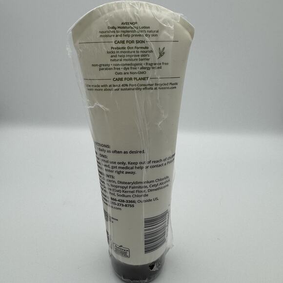 Aveeno Daily Moisturizing Lotion Skin Protectant Dry Skin Relief Nongreasy 8oz - Picture 2 of 5